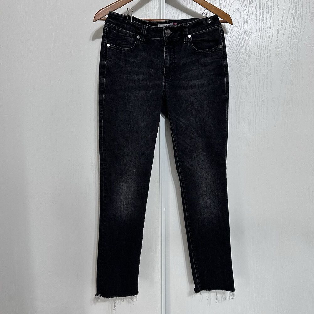 Cabi Womens Sz 4 Black High Rise Straight Leg Jeans Style# 3560 Stretchy